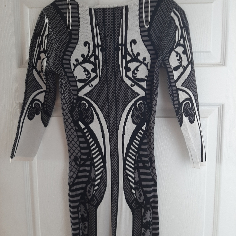 Jealous Tomato Small Bodycon Maxi Dress - Picture 5 of 7
